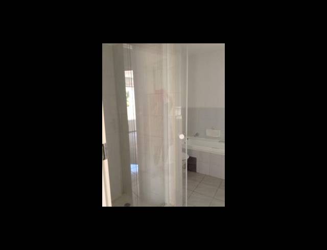 2 BEDROOM PROPERTY TO RENT IN SANDOWN